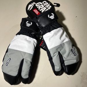 Crab Grab Gloves Claw Cinch Trigger Freak Mittens Medium White Black